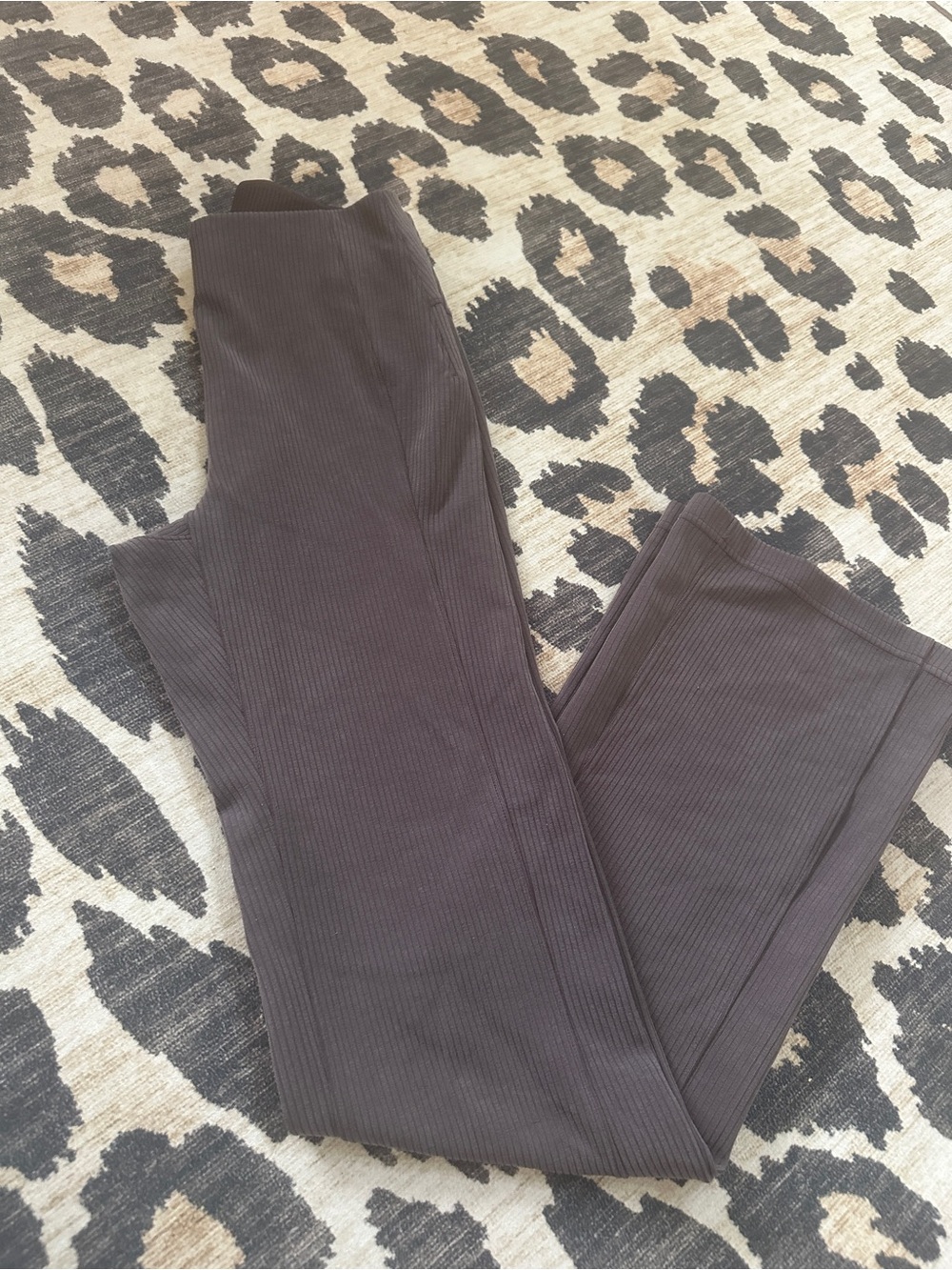 lululemon Ribbed Softstream Flared Pant Regular length, New without tags.